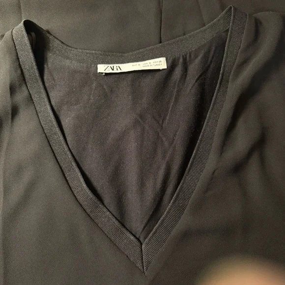 ZARA Black V-Neck Sleeveless Chiffon-Layer Camisole - Picture 5 of 7